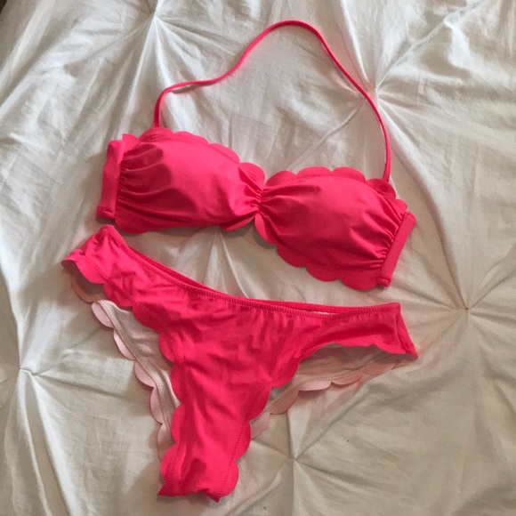 PINK Victoria's Secret Other - Summer Sale👙VS PINK Scalloped Bikini